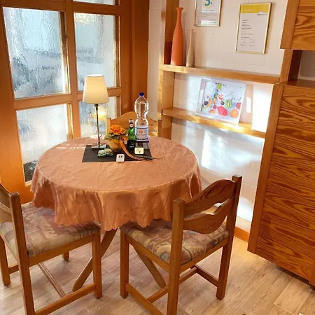 Appartamento Fuer 2 Personen Mit Wintergarten By Interhome