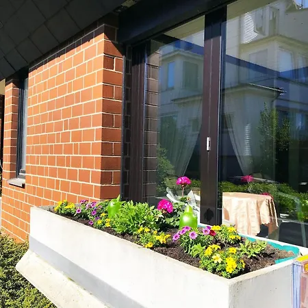 Apartman Fuer 2 Personen Mit Wintergarten By Interhome